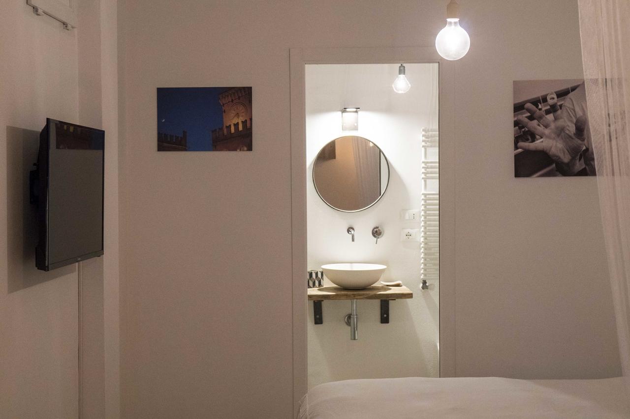 Lovely Studio D'Azeglio By Studio Vita Bologna Ngoại thất bức ảnh